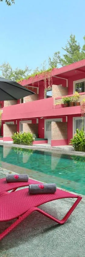 PinkCoco Gili Trawangan - Constant Surprises - for Cool Adults Only，位于吉利特拉旺安的酒店