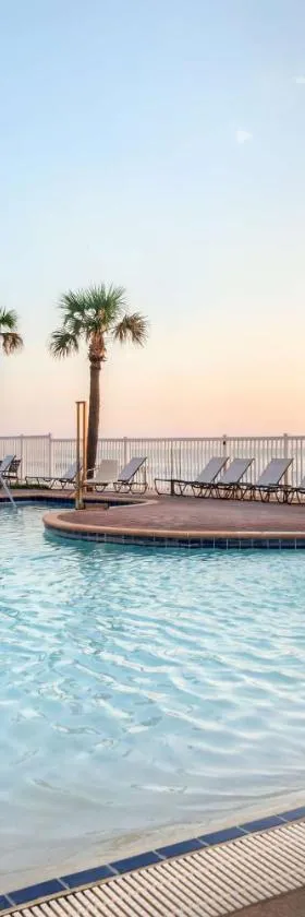 Hilton Vacation Club The Cove on Ormond Beach，位于奥蒙德海滩的酒店
