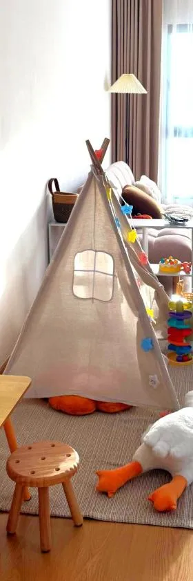 Splashmania Gamuda Cove Homestay with Projector and Tent KLIA Banting，位于甘榜龙溪的酒店