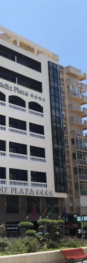 加的斯广场Spa酒店，位于加的斯的酒店