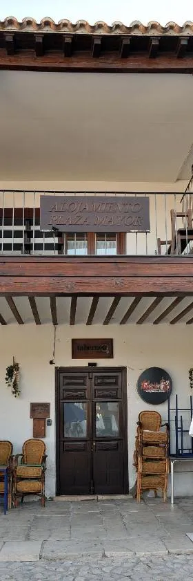 Alojamiento Colmenar de Oreja Plaza Mayor，位于Colmenar de Oreja的酒店