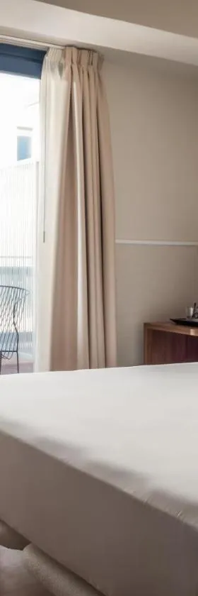 BYPILLOW Paseo，位于阿利坎特的酒店