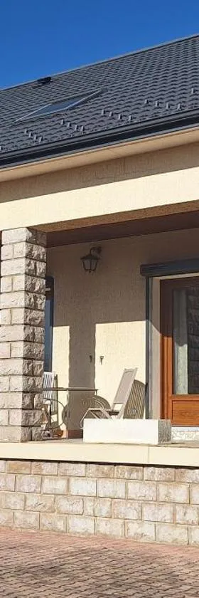 La Villa des Sources，位于朗戈涅的酒店