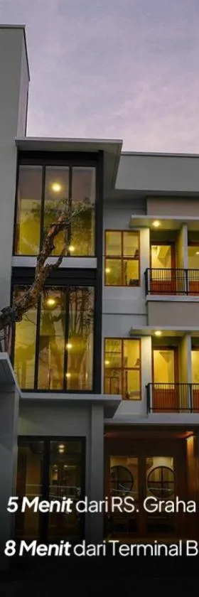 Sajiwa Inn and Suite Hotel，位于哲帕拉的酒店
