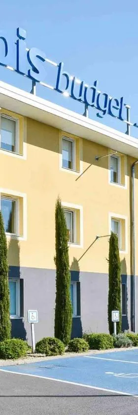 ibis budget Issoire，位于伊苏瓦尔的酒店