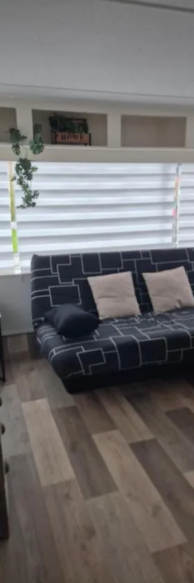 Mobil-Home N 48，位于Fourmies的酒店