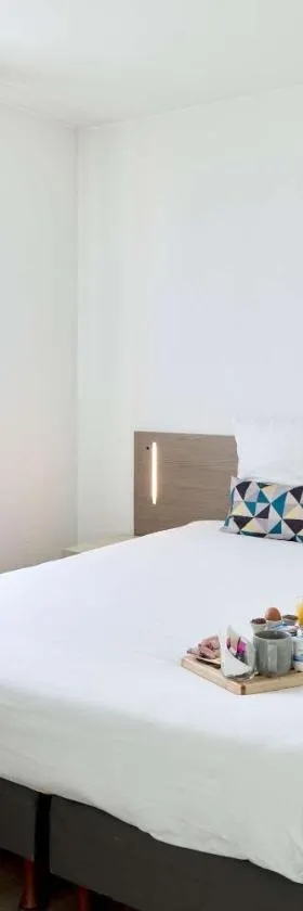 Comfort Aparthotel Versailles, St Cyr l'Ecole，位于圣西尔-莱科勒的酒店