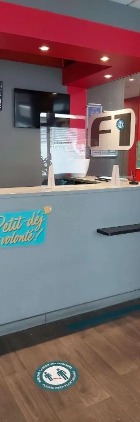hotelF1 Paris Porte de Montreuil，位于巴涅奥莱的酒店
