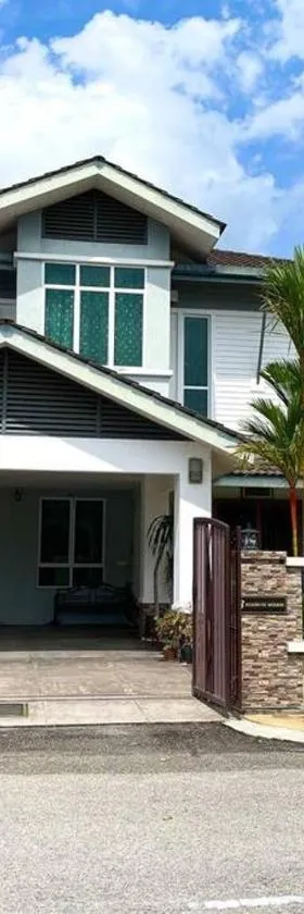 Bungalow in exclusive area，位于Nibung Tebal的酒店