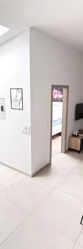 CDP Apartman 6，位于下厄尔什的酒店