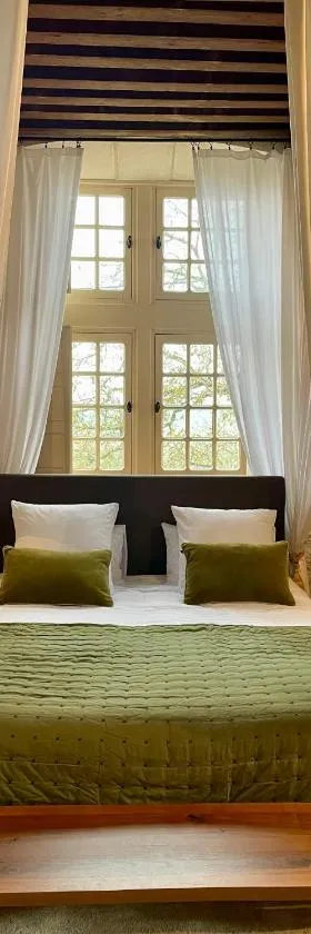 Gîte d'exception - Manoir de Sacquenay，位于Sacquenay的酒店