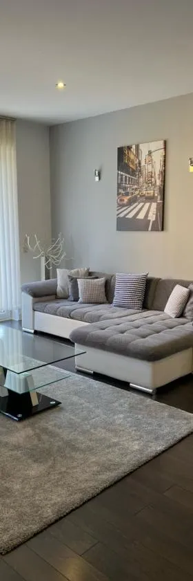 Monika's Apartman，位于埃尔德的酒店