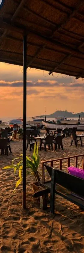 Om Shanti Beach Stay Patnem，位于帕特南的酒店
