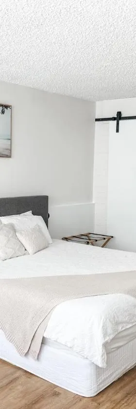 Coastal Calm Studio - A Private Studio with a Personal Touch，位于马库拉的酒店