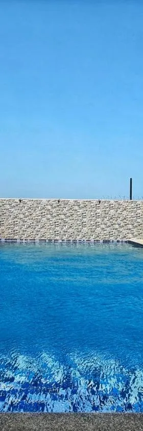 PV Tower - Auro Beach，位于黎明之村的酒店