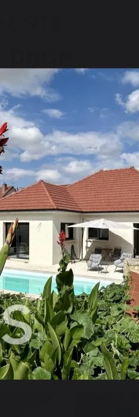 Maison，位于Belleneuve的酒店