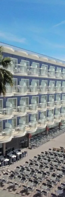 Hotel Augustus，位于坎布里尔斯的酒店