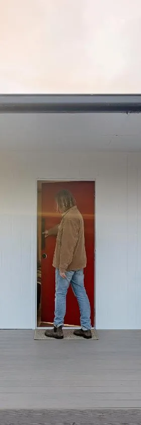 The Red Door Strahan，位于斯特拉恩的酒店