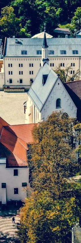 Zamek Piastowski w Raciborzu，位于拉齐布日的酒店