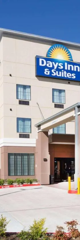 Days Inn & Suites by Wyndham Houston NW Cypress，位于赛普里斯的酒店