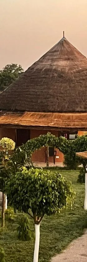 Alhasia Ecoville Jambur Gambia，位于Jambur的酒店