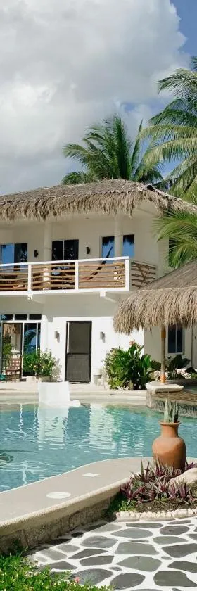Avila's Horizon Dive Resort Santander，位于桑坦德的酒店