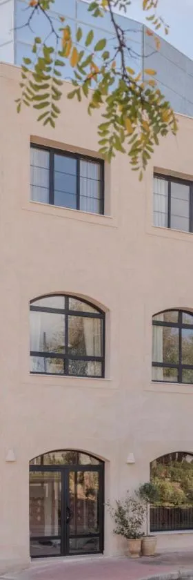 CASA MARTINA Apartamentos de diseño en Pozuelo，位于波苏埃洛-德阿拉尔孔的酒店