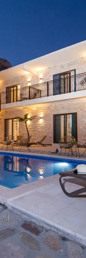 Stone Villa with pool Montenegro Star，位于Kaluđerac的酒店
