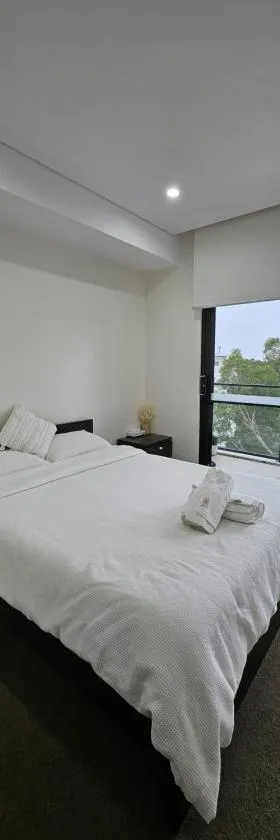 Rouse Hills TownCentre luxury accommodation，位于Kellyville的酒店