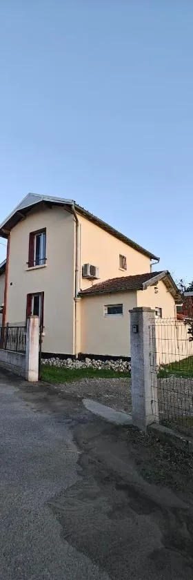 AMCP Gîte - Montgiscard，位于Montgiscard的酒店