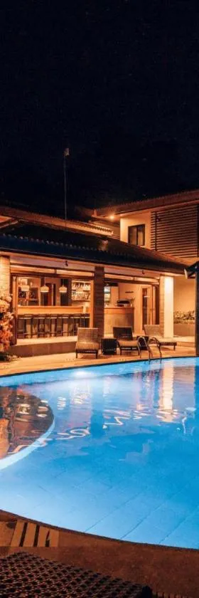 Pearl Vista de Coron Resort Hotel，位于科隆的酒店