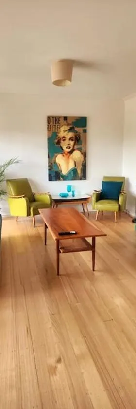 Rosebud Retro Retreat，位于罗斯巴德的酒店