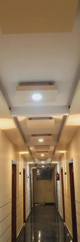Hotel Marina，位于密拉特的酒店
