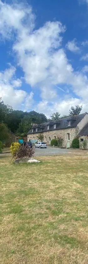 Bienvenue à Longère Bihan，位于Plévin的酒店