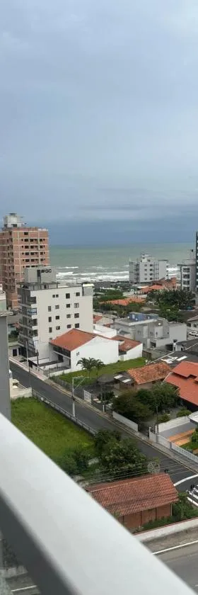 Apto sacada vista mar navegantes，位于纳韦甘蒂斯的酒店