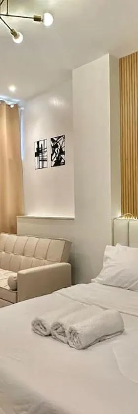 Valencia Cozy Suites，位于Valencia的酒店