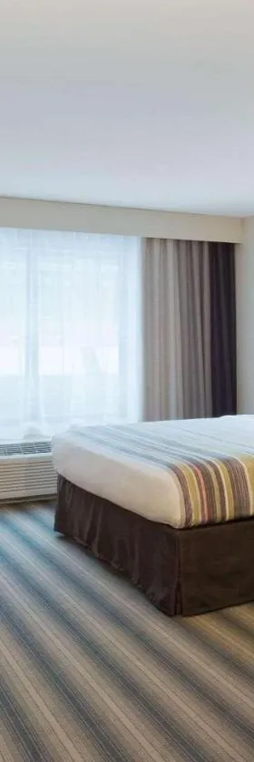 Country Inn & Suites by Radisson Roseville - St Paul，位于罗斯维尔的酒店