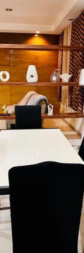 5min to SM, Beside Landbank, max 6 pax，位于武端市的酒店