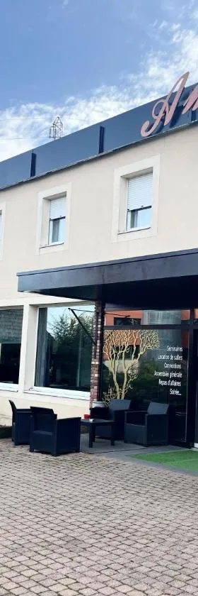 Ambiance Hotel，位于Limas的酒店