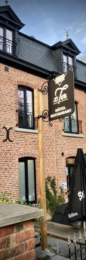 Li Ter Hôtel，位于马尔什昂法梅讷的酒店