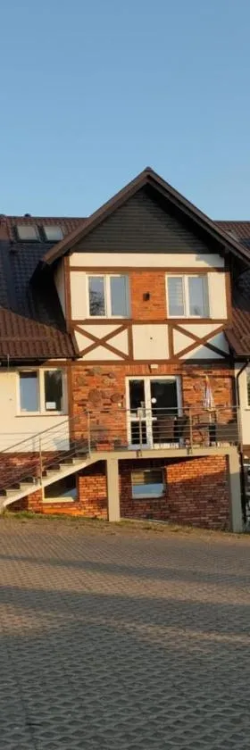 Checz Gościnna- pokoje,sauna,jacuzzi, sala konferencyjna，位于Grzybno的酒店