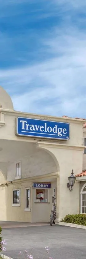科斯塔梅萨 - 纽波特海滩庄园旅程住宿，位于科斯塔梅萨的酒店