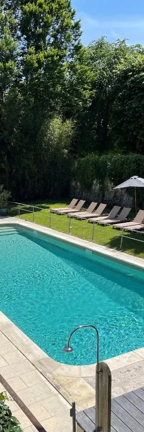 Hostellerie de l'Écu de Bretagne，位于博让西的酒店