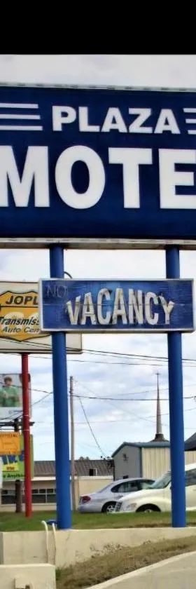 Plaza Motel，位于乔普林的酒店