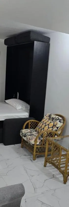 花园酒店，位于金斯敦的酒店