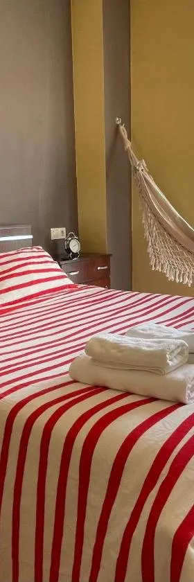 Apartamento Luminoso y Acogedor，位于拉林的酒店