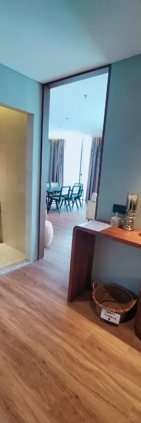 Roxy Beach Resort，位于Sematan的酒店