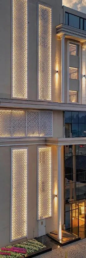 Ramada Encore by Wyndham Rajbagh Srinagar，位于斯利那加的酒店