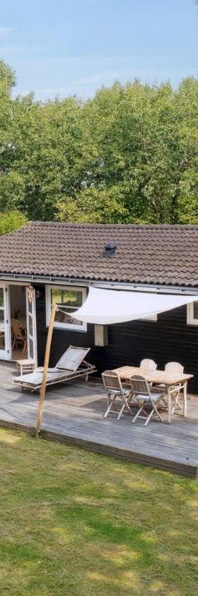 Rødby, Bredfjed nær Lalandia，位于勒兹比的酒店