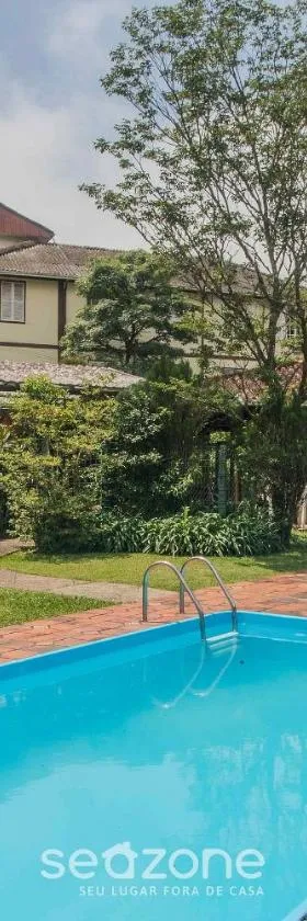 Estúdio completo em Petrópolis MOC0210，位于彼得罗波利斯的酒店